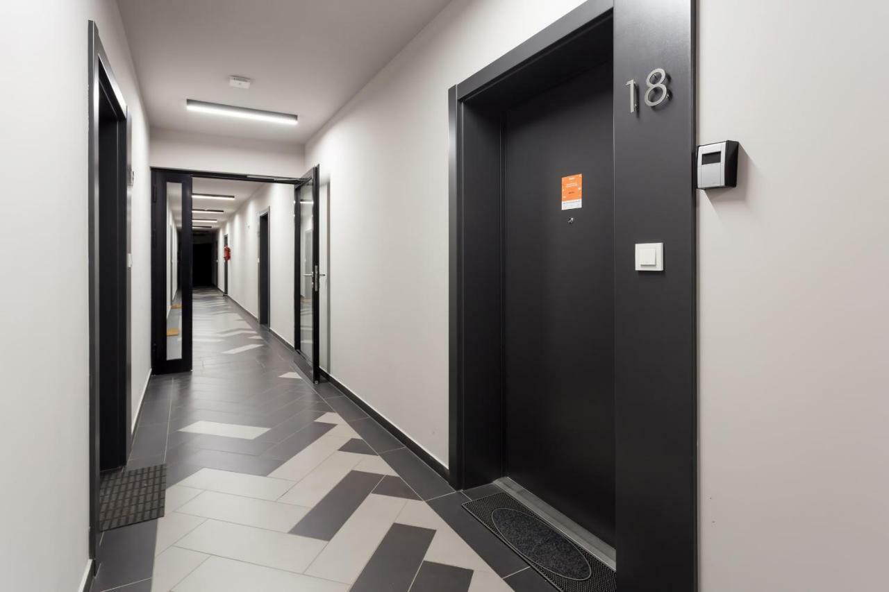 Apartments Poznan Niedzialkowskiego By Noclegi Renters Exteriör bild