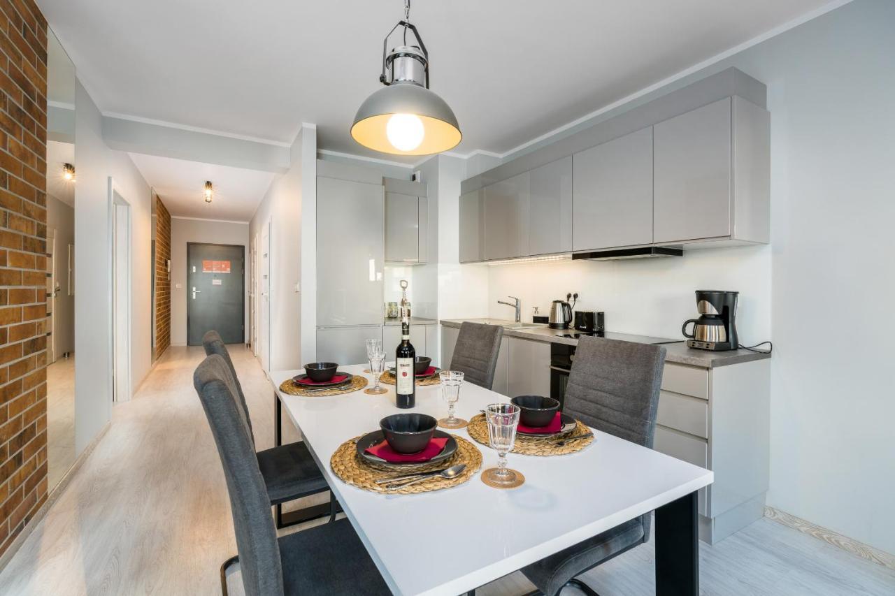 Apartments Poznan Niedzialkowskiego By Noclegi Renters Exteriör bild